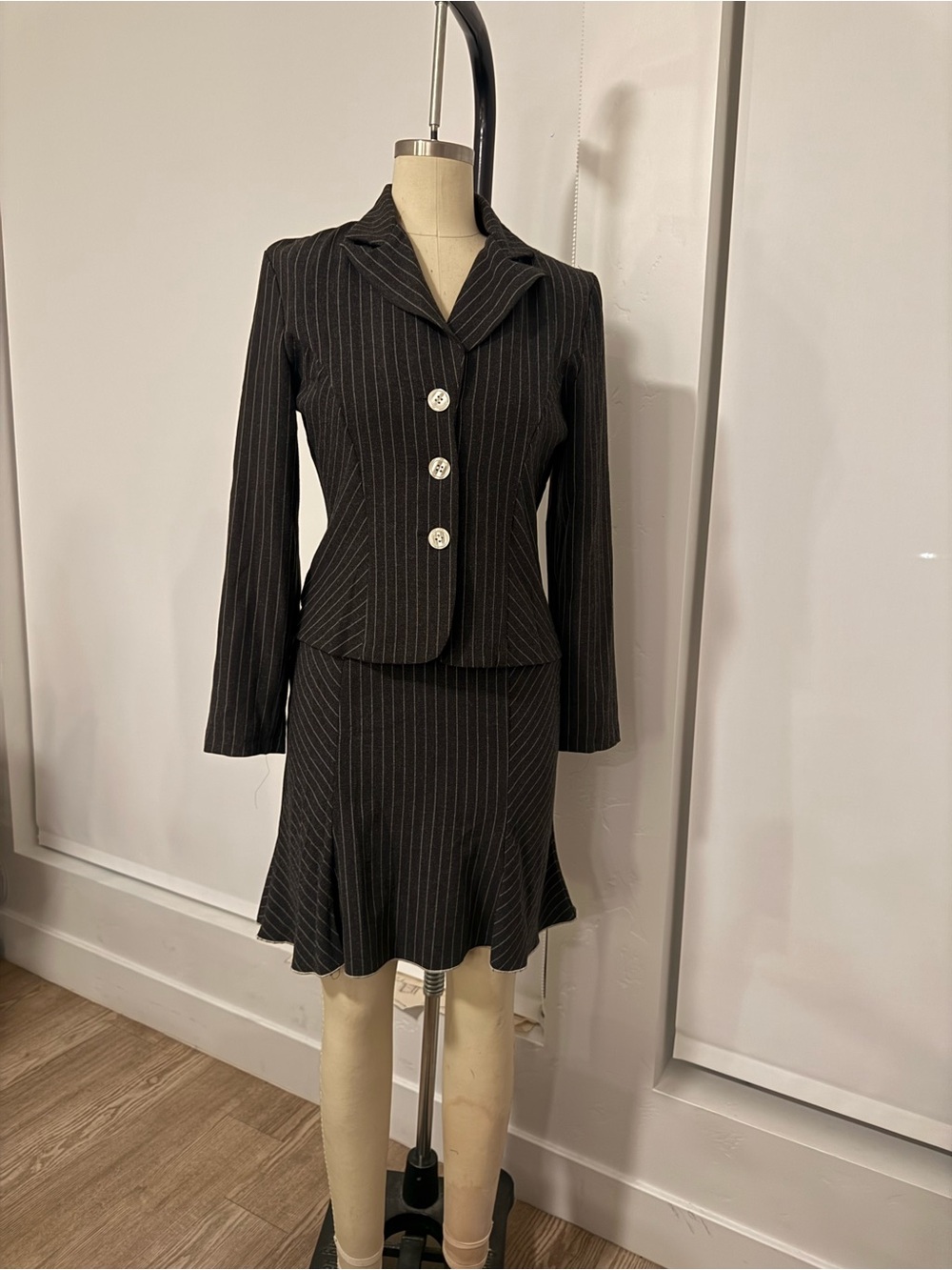 90s/Y2K Vintage Donutz Inc Pinstripe Blazer & Flared Mini Skirt Set Co-ord